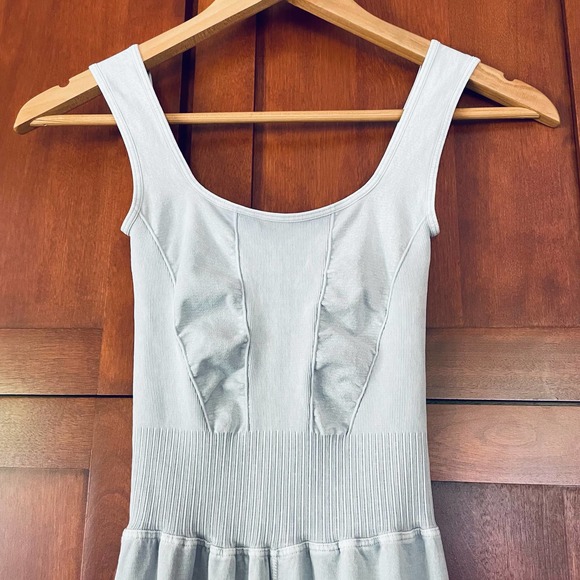 Free People Movement Good Karma Flared Onesie Ice Grey Size XS/Small NEW - Picture 7 of 8